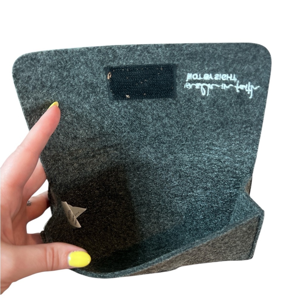 Felt Crossbody Bible Bag with Matching Stationary Case - Picture 13 of 14